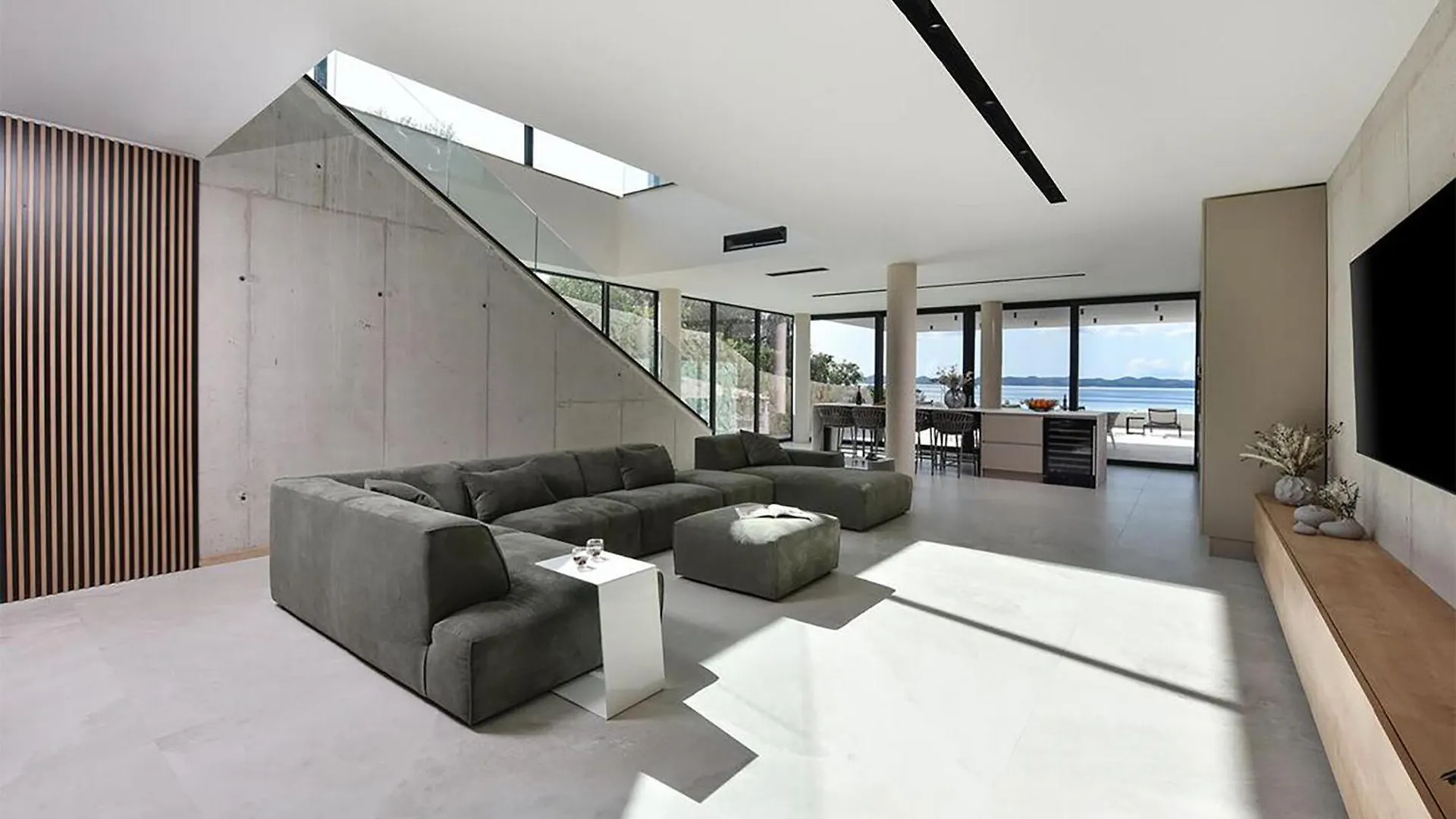 Lovely Home In Zdrelac With Heated Swimming Pool