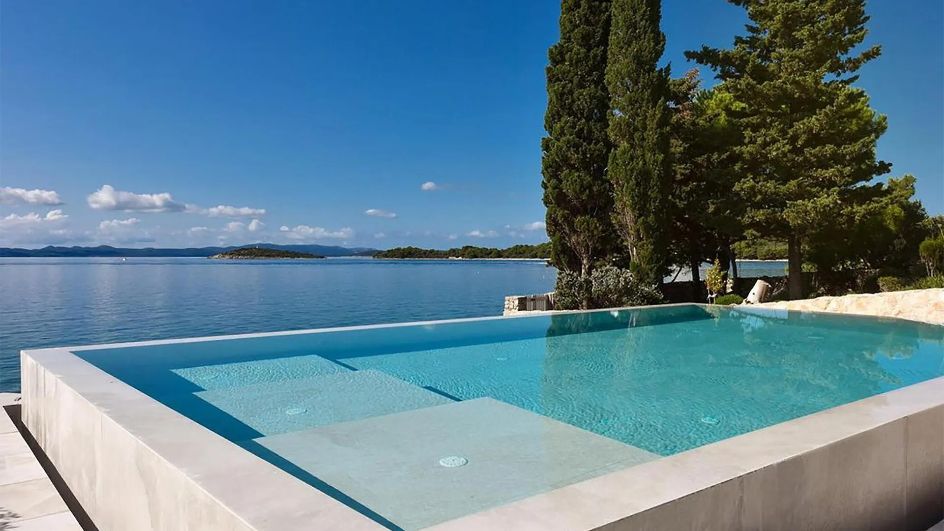 Lovely Home In Zdrelac With Heated Swimming Pool 0*,